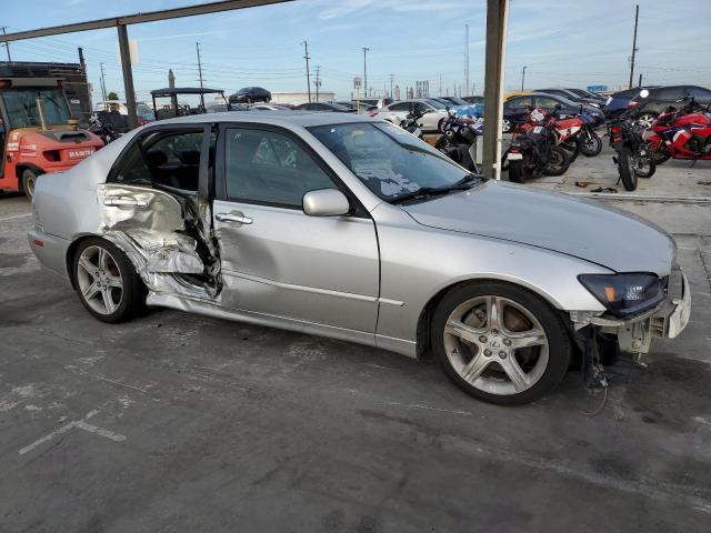 Photo 4 from auction – 2002 LEXUS IS 300 with VIN JTHBD192920051926