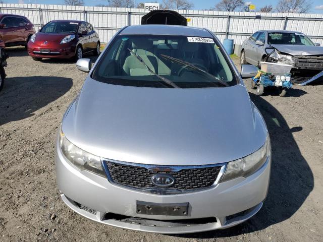 Photo 5 from auction – 2013 KIA FORTE EX with VIN KNAFU4A21D5736070