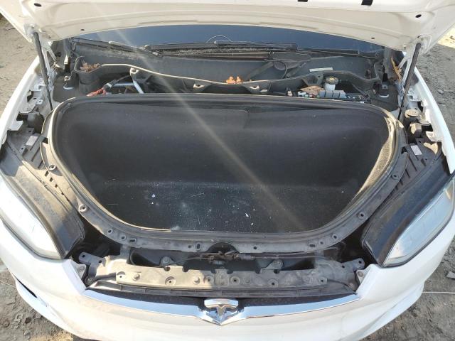 Photo 11 from auction – 2018 TESLA MODEL X with VIN 5YJXCDE28JF102270
