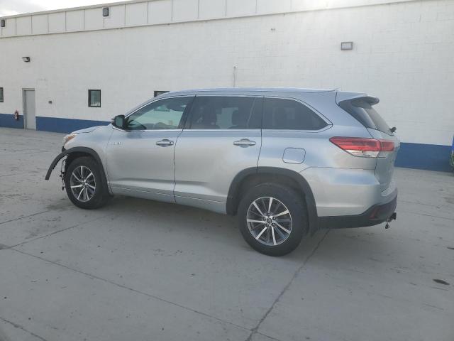 Photo 2 from auction – 2017 TOYOTA HIGHLANDER with VIN 5TDJGRFH8HS034407