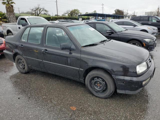 Photo 4 from auction – 1997 VOLKSWAGEN JETTA GL with VIN 3VWRB81H2VM070024