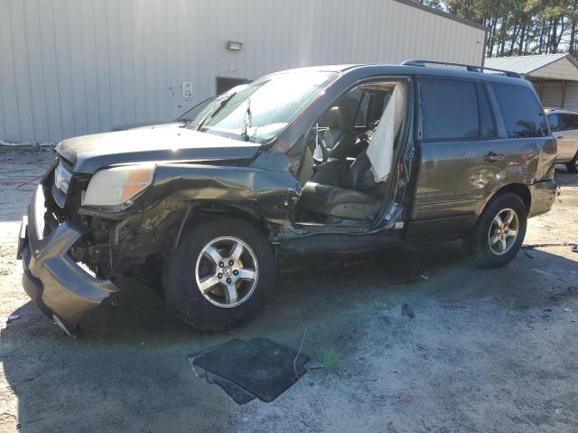 HONDA PILOT EX 2006 with VIN 5FNYF18586B010101 - Photo from auction