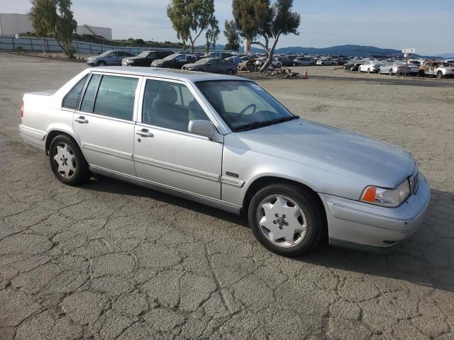 Photo 4 from auction – 1998 VOLVO S90 with VIN YV1KS9600W1136933