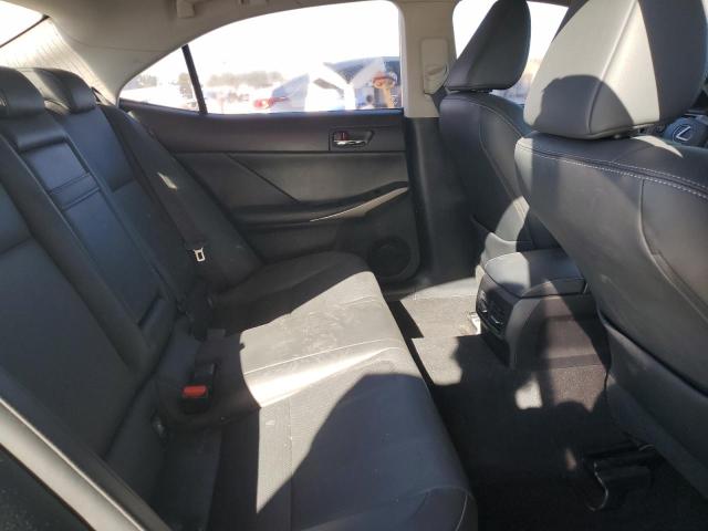 Photo 10 from auction – 2016 LEXUS IS 200T with VIN JTHBA1D22G5004876
