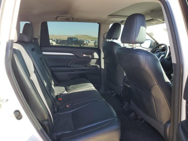 Photo 11 from auction – 2015 TOYOTA HIGHLANDER with VIN 5TDJKRFH4FS188415