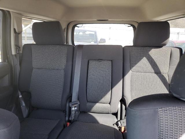 Photo 10 from auction – 2010 JEEP COMMANDER with VIN 1J4RG4GK3AC158828
