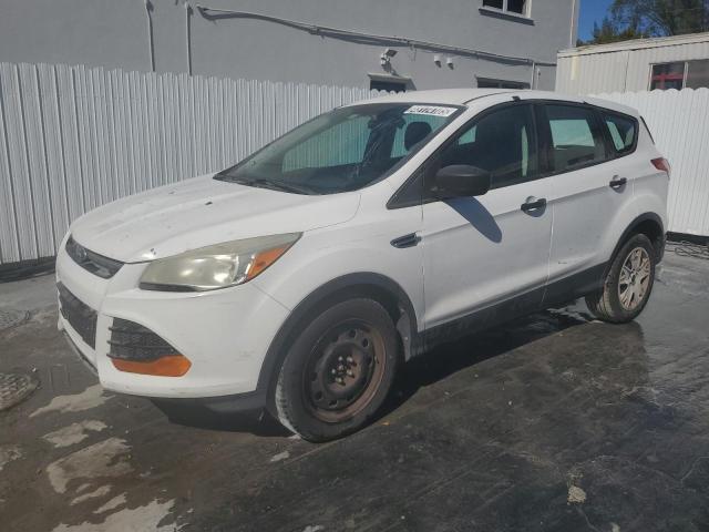 FORD ESCAPE S 2014 with VIN 1FMCU0F73EUC38586 - Photo from auction
