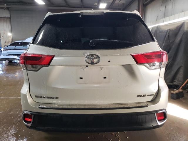 Photo 6 from auction – 2017 TOYOTA HIGHLANDER with VIN 5TDJZRFH4HS360103