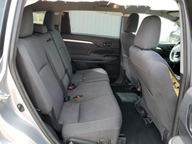 Photo 11 from auction – 2015 TOYOTA HIGHLANDER with VIN 5TDBKRFH9FS082806