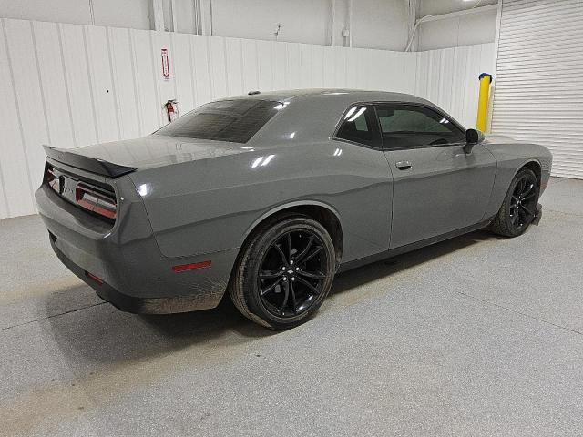 Photo 3 from auction – 2018 DODGE CHALLENGER with VIN 2C3CDZAG2JH204611