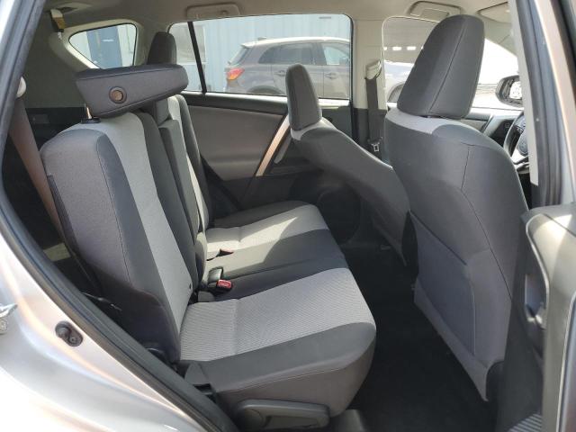 Photo 11 from auction – 2015 TOYOTA RAV4 LE with VIN JTMZFREV2FD055100