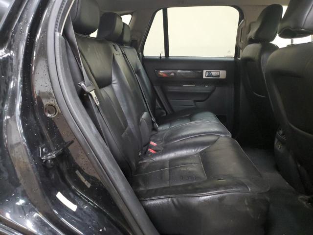 Photo 11 from auction – 2010 LINCOLN MKX with VIN 2LMDJ8JC6ABJ08001