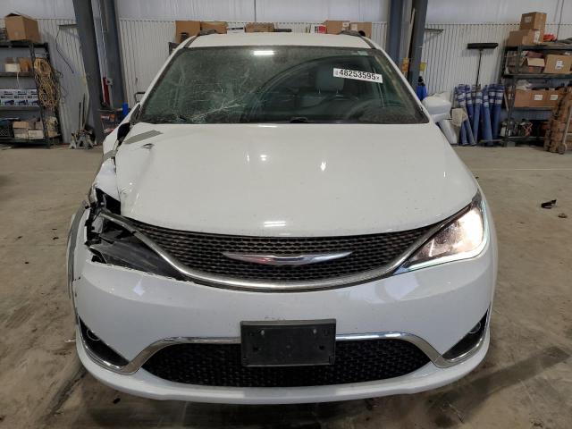 Photo 5 from auction – 2017 CHRYSLER PACIFICA T with VIN 2C4RC1BG1HR541591