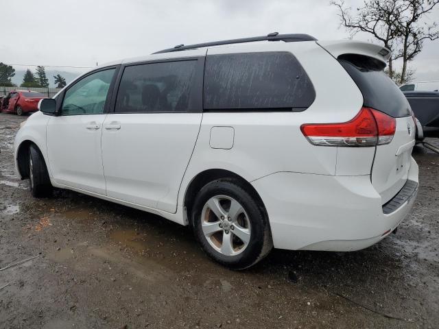 Photo 2 from auction – 2012 TOYOTA SIENNA LE with VIN 5TDKK3DC6CS279531