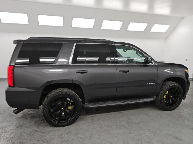 Photo 3 from auction – 2017 CHEVROLET TAHOE with VIN 1GNSCBKC0HR256933