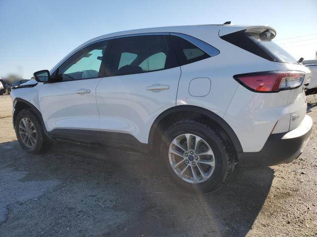 Photo 2 from auction – 2020 FORD ESCAPE SE with VIN 1FMCU0G66LUA71255