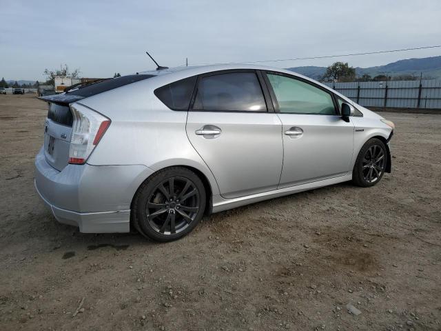 Снимка 3 от търг – 2011 TOYOTA PRIUS с VIN JTDKN3DU6B5300740
