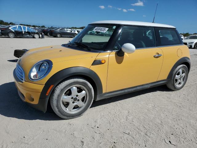 MINI COOPER 2007 with VIN WMWMF33537TU60963 - Photo from auction