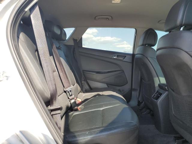 Photo 11 from auction – 2016 HYUNDAI TUCSON LIM with VIN KM8J33A27GU160890
