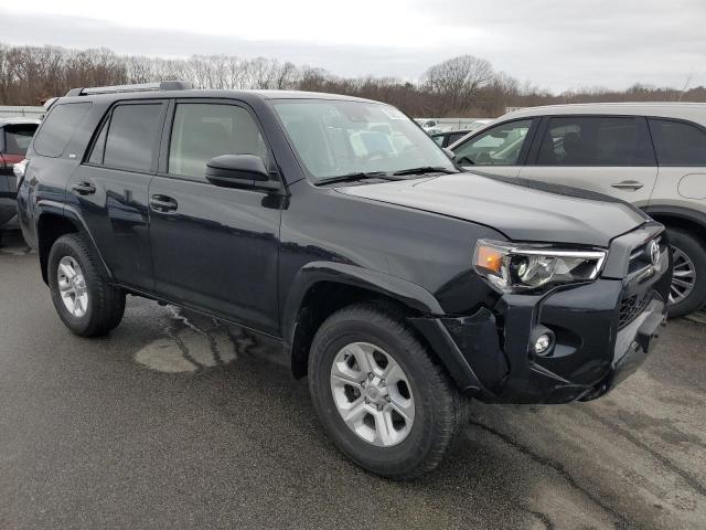 Photo 4 from auction – 2024 TOYOTA 4RUNNER SR with VIN JTEMU5JR2R6283605