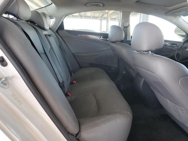 Photo 10 from auction – 2014 HYUNDAI SONATA HYB with VIN KMHEC4A44EA116157
