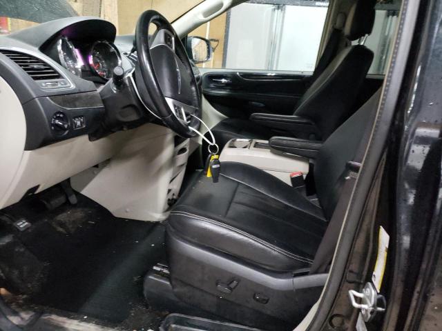 Photo 7 from auction – 2016 CHRYSLER TOWN & COU with VIN 2C4RC1BG0GR129774