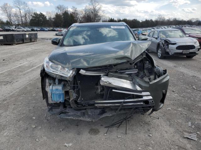 Photo 5 from auction – 2017 TOYOTA HIGHLANDER with VIN 5TDKZRFHXHS232145