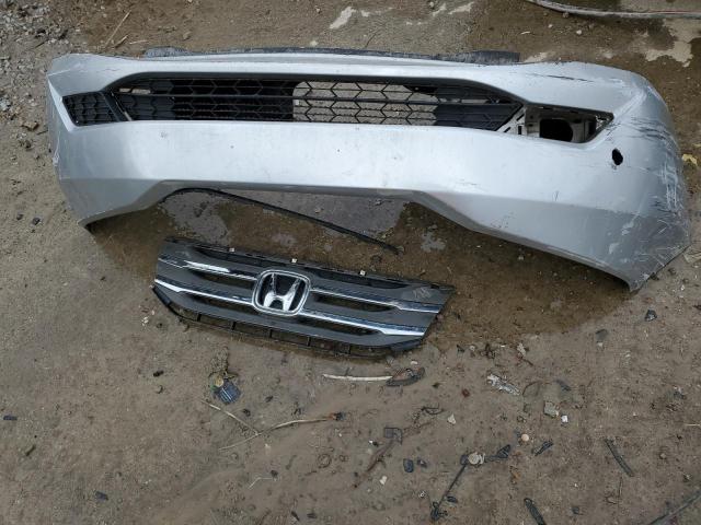 Photo 13 from auction – 2011 HONDA ODYSSEY EX with VIN 5FNRL5H69BB104981