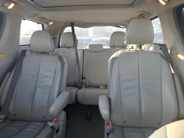 Photo 10 from auction – 2011 TOYOTA SIENNA XLE with VIN 5TDYK3DC7BS013640