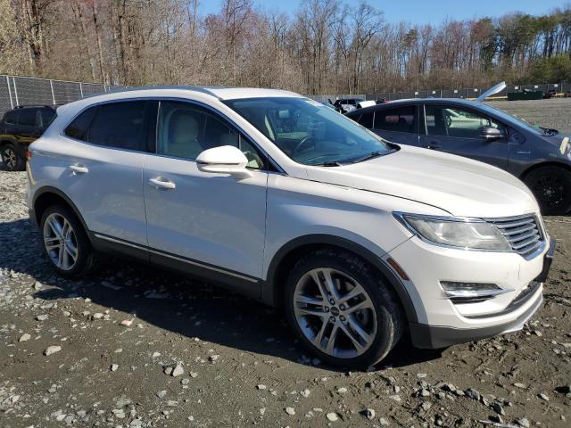 Photo 4 from auction – 2017 LINCOLN MKC RESERV with VIN 5LMCJ3D91HUL32322