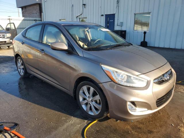 Photo 4 from auction – 2014 HYUNDAI ACCENT GLS with VIN KMHCU4AE0EU604386