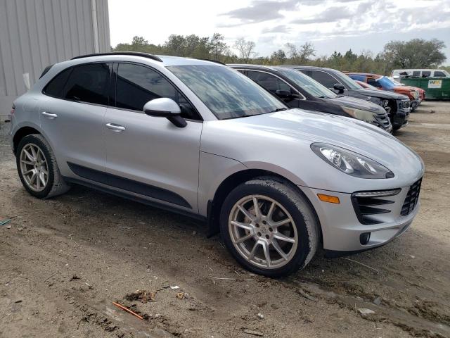 Photo 4 from auction – 2016 PORSCHE MACAN S with VIN WP1AB2A53GLB53029