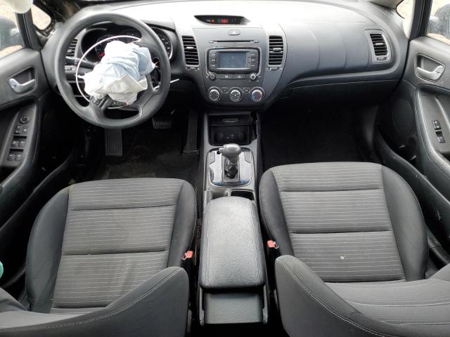 Photo 8 from auction – 2017 KIA FORTE LX with VIN 3KPFL4A7XHE041677