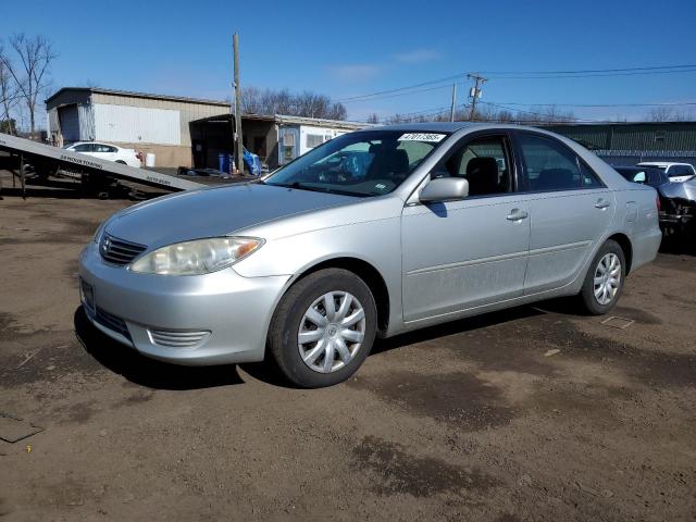 Photo 1 from auction – 2005 TOYOTA CAMRY with VIN 4T1BE32K05U627223
