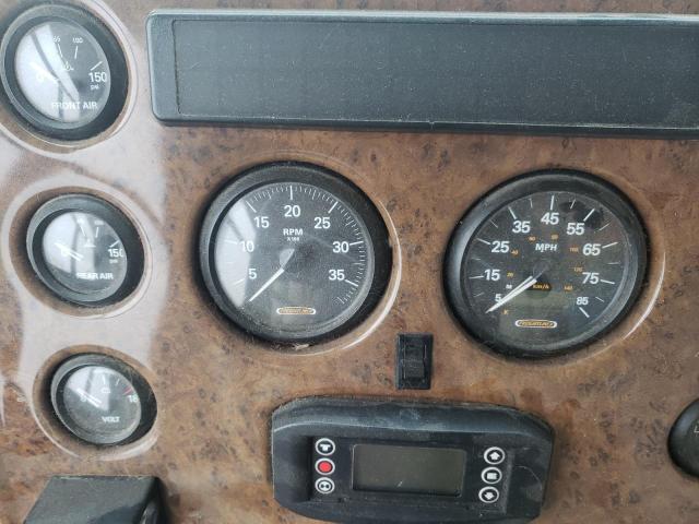 Photo 8 from auction – 2004 FREIGHTLINER CHASSIS XC with VIN 4UZAAHDC94CN01358