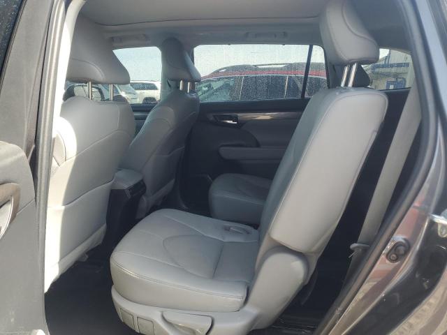 Снимка 11 от търг – 2022 TOYOTA HIGHLANDER с VIN 5TDEBRCH7NS089088