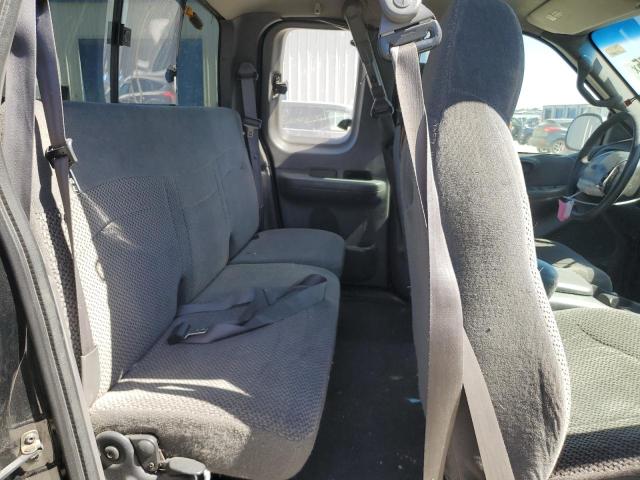 Photo 10 from auction – 2000 FORD F150 with VIN 1FTRX17L1YKA97900