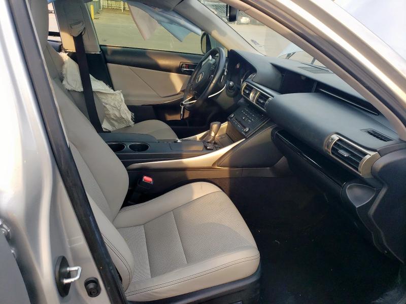 Photo 7 from auction – 2016 LEXUS IS 200T with VIN JTHBA1D27G5021480
