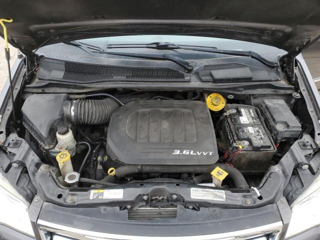 Photo 12 from auction – 2015 CHRYSLER TOWN & COU with VIN 2C4RC1CG4FR674955