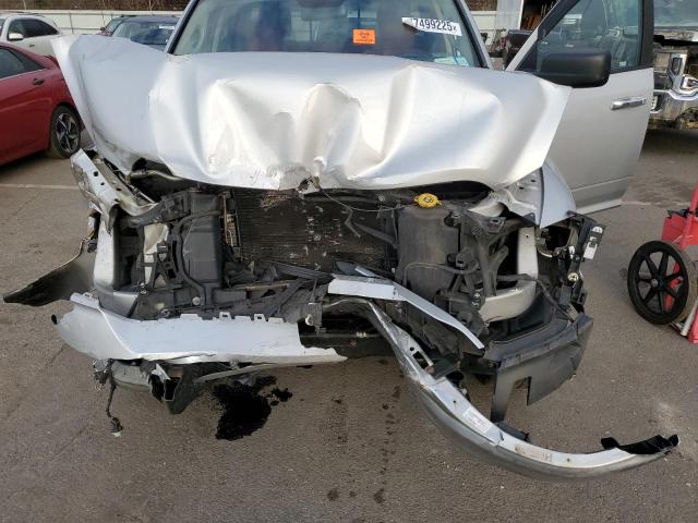 Photo 11 from auction – 2016 RAM 1500 SLT with VIN 1C6RR6GG2GS227473