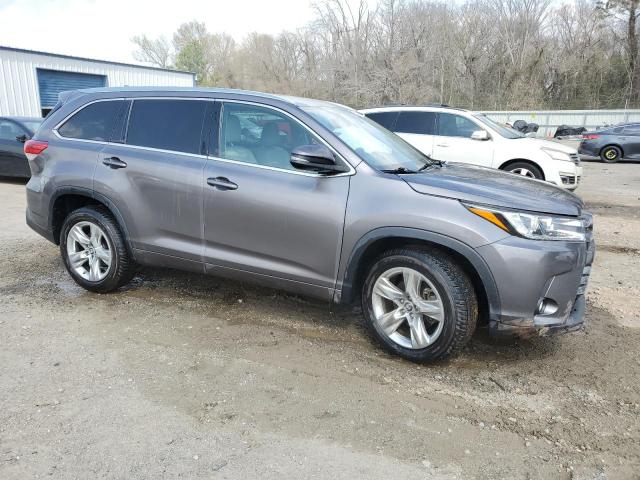 Photo 4 from auction – 2018 TOYOTA HIGHLANDER with VIN 5TDYZRFH6JS260671