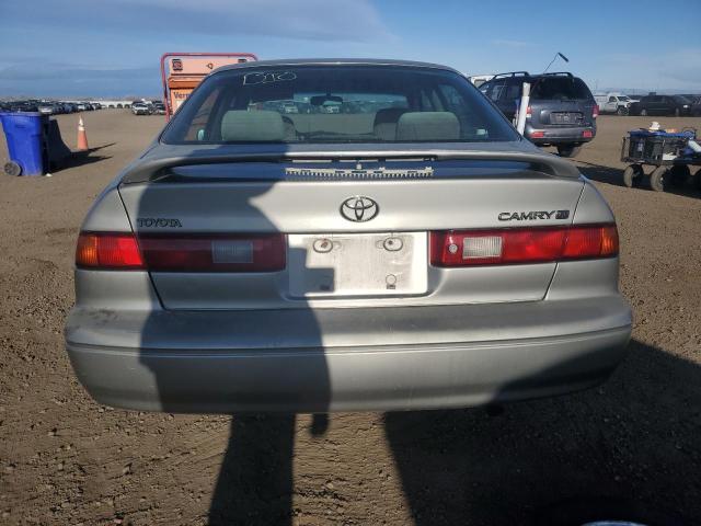 Photo 6 from auction – 1998 TOYOTA CAMRY LE with VIN JT2BG28K2W0164356