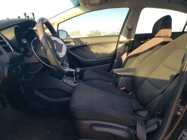Photo 7 from auction – 2017 KIA FORTE LX with VIN 3KPFK4A70HE093385