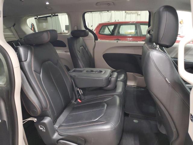 Photo 10 from auction – 2017 CHRYSLER PACIFICA T with VIN 2C4RC1BG5HR511347