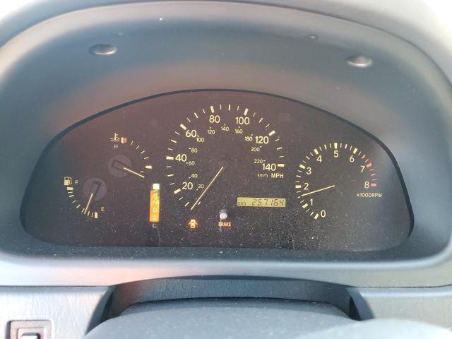Photo 9 from auction – 2000 LEXUS RX 300 with VIN JT6HF10U0Y0148257