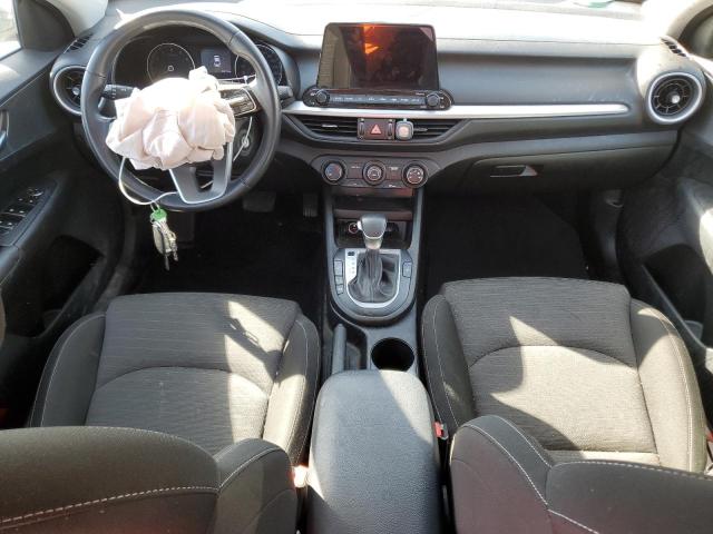 Photo 8 from auction – 2021 KIA FORTE FE with VIN 3KPF24AD7ME356181