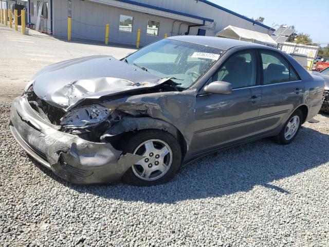 TOYOTA CAMRY LE 2005 with VIN 4T1BE32K15U987553 - Photo from auction