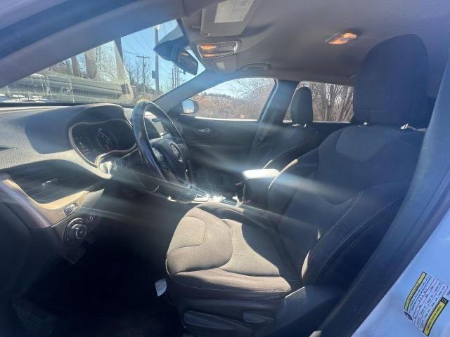 Photo 5 from auction – 2017 JEEP CHEROKEE L with VIN 1C4PJMCS2HA564712