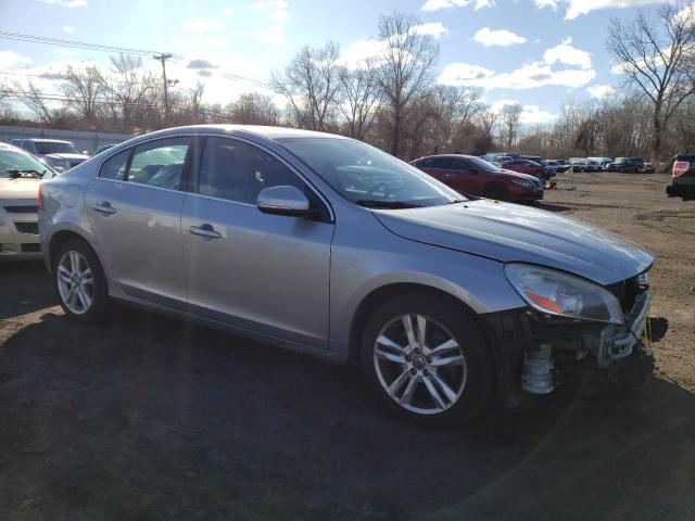 Photo 4 from auction – 2013 VOLVO S60 T5 with VIN YV1612FH2D2172115
