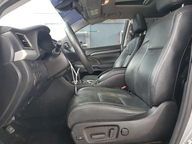 Снимка 7 от търг – 2017 TOYOTA HIGHLANDER с VIN 5TDDZRFH7HS443568